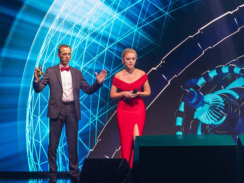 Galę prowadzili: Patrycja Miedzińska i Artur Szymczak.