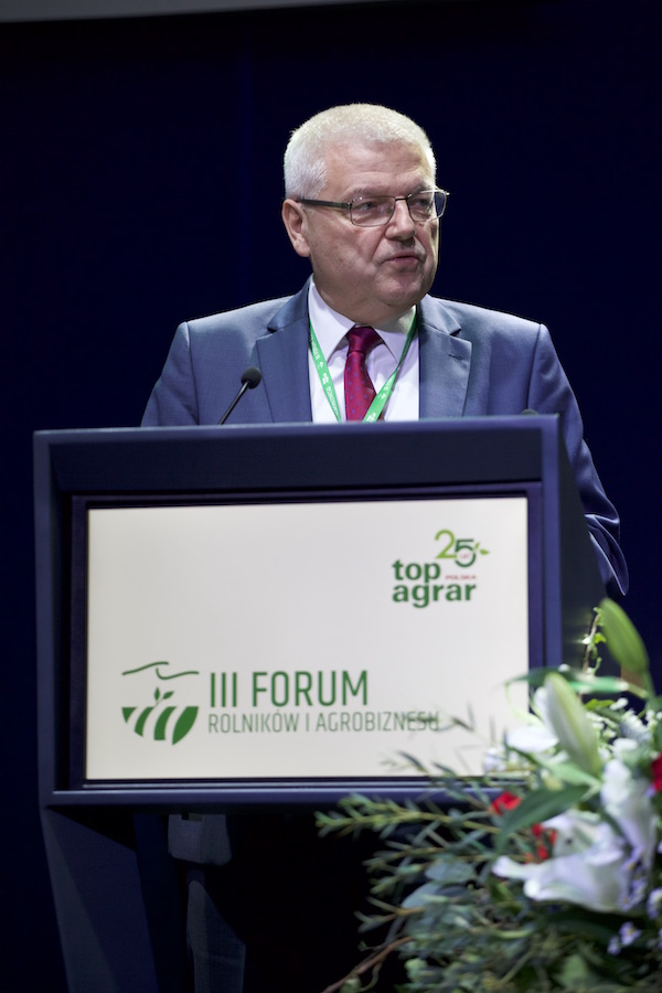 Dr Jerzy Plewa, dyrektor DG Agri podczas swojej prelekcji.