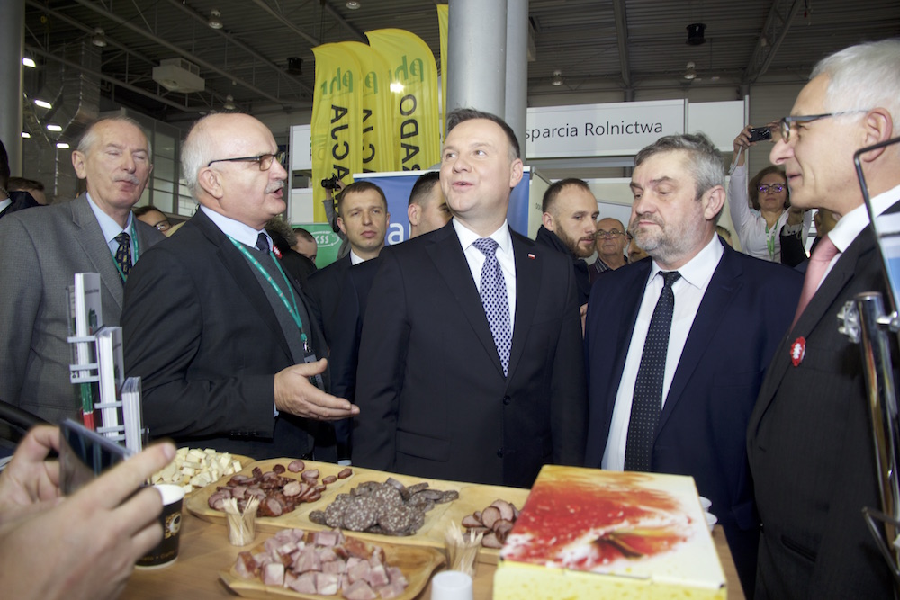 Prezydent Andrzej Duda zwiedzał wystawę wspólnie z ministrem rolnictwa Janem Krzysztofem Ardanowskim.