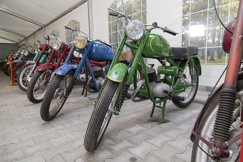 Muzeum Motoryzacji w Nieborowie.