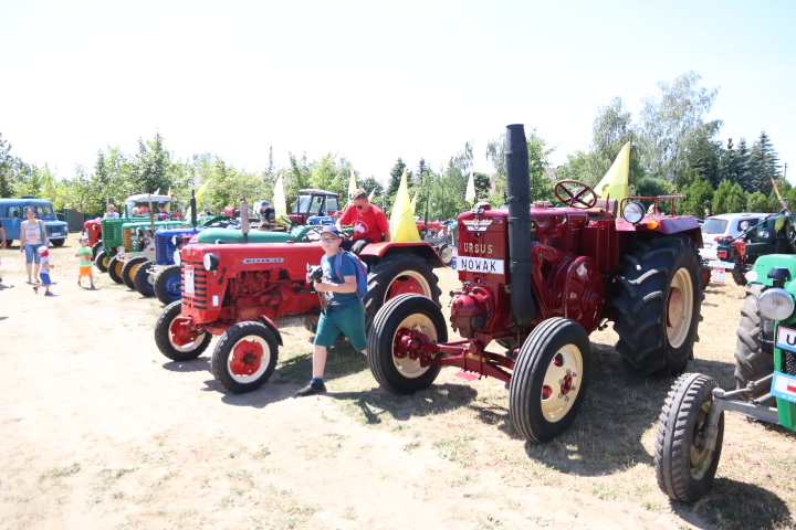 Retro Show - Traktory Sady 2019
