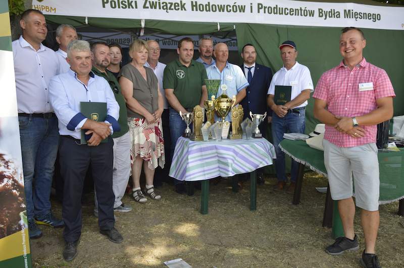 Członkowie Polskiego Związku Hodowców i Producentów Bydła Mięsnego