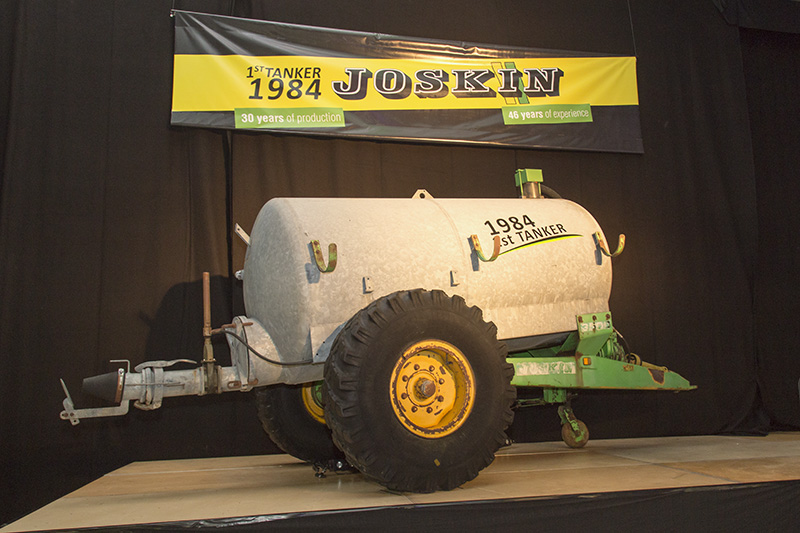 Joskin świętuje 30-lecie produkcji pierwszego wozu asenizacyjnego. Więcej informacji w „top agrar Polska” 12/2014