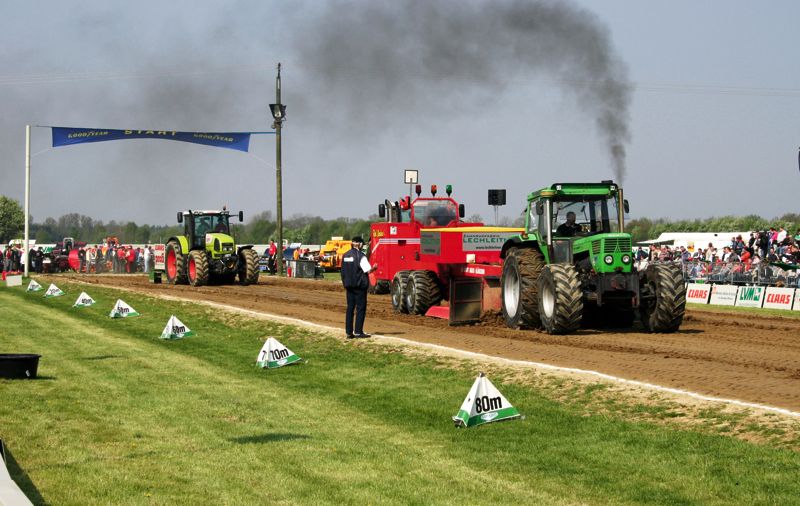 Tractor pulling przyciaga na areny wielu fanów. O tej konkurencji piszemy w najnowszym wydaniu top agrar Polska.