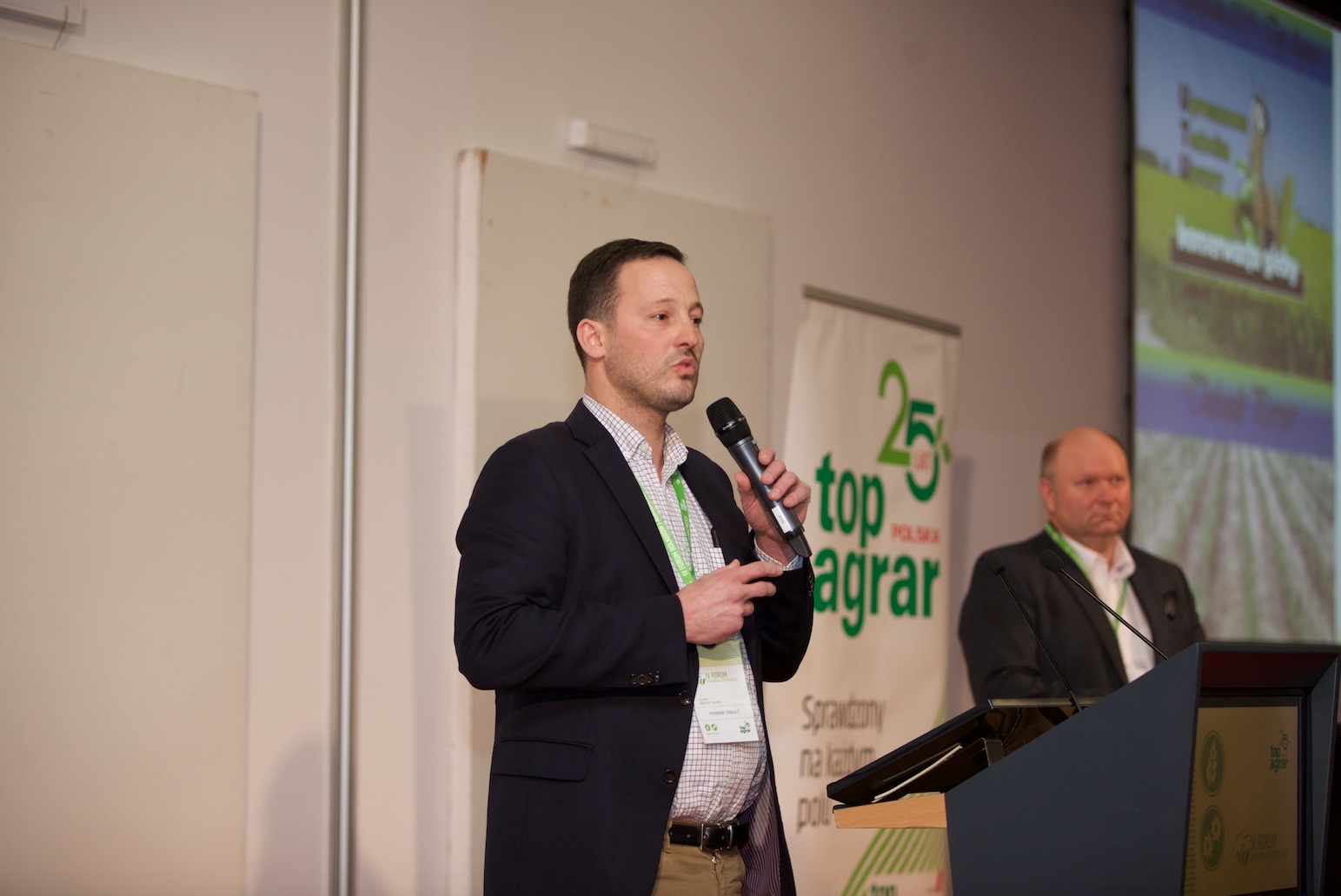 Thibault Perrier , Gospodarstwo Rolne SCEA de Villarceaux - Francja, sesja: Uprawa i technika I