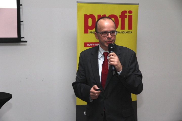dr Piotr Łuczak, redaktor naczelny magazynu Profi