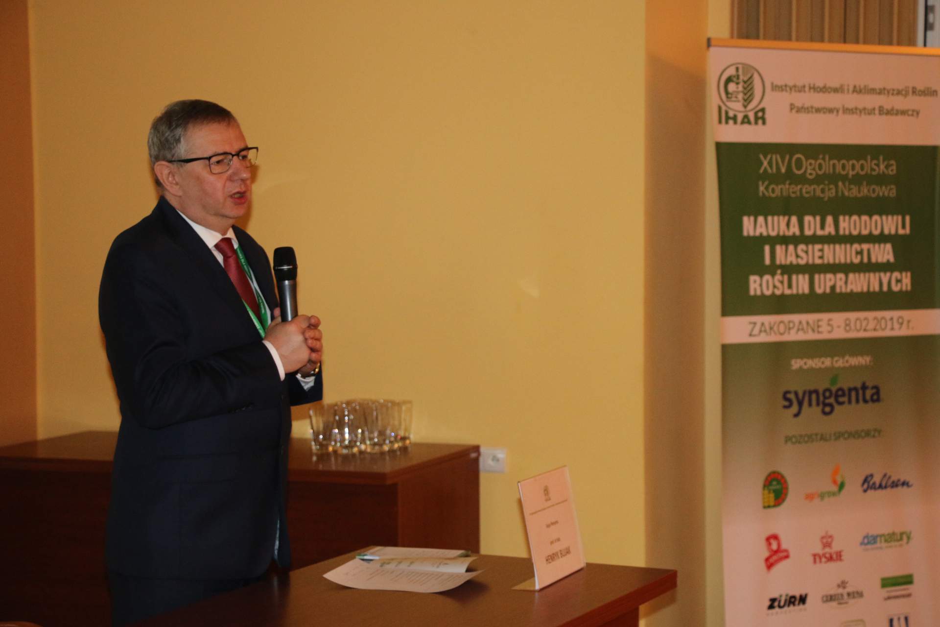 Konferencję otworzył dyrektor IHAR-PIB – prof. Henryk Jan Bujak