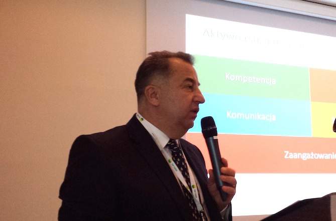 Tomasz Zdziebkowski, prezes Grupy Top Farms otworzył w Poznaniu uroczystą konferencję podsumowującą 20 lat istnienia firmy.