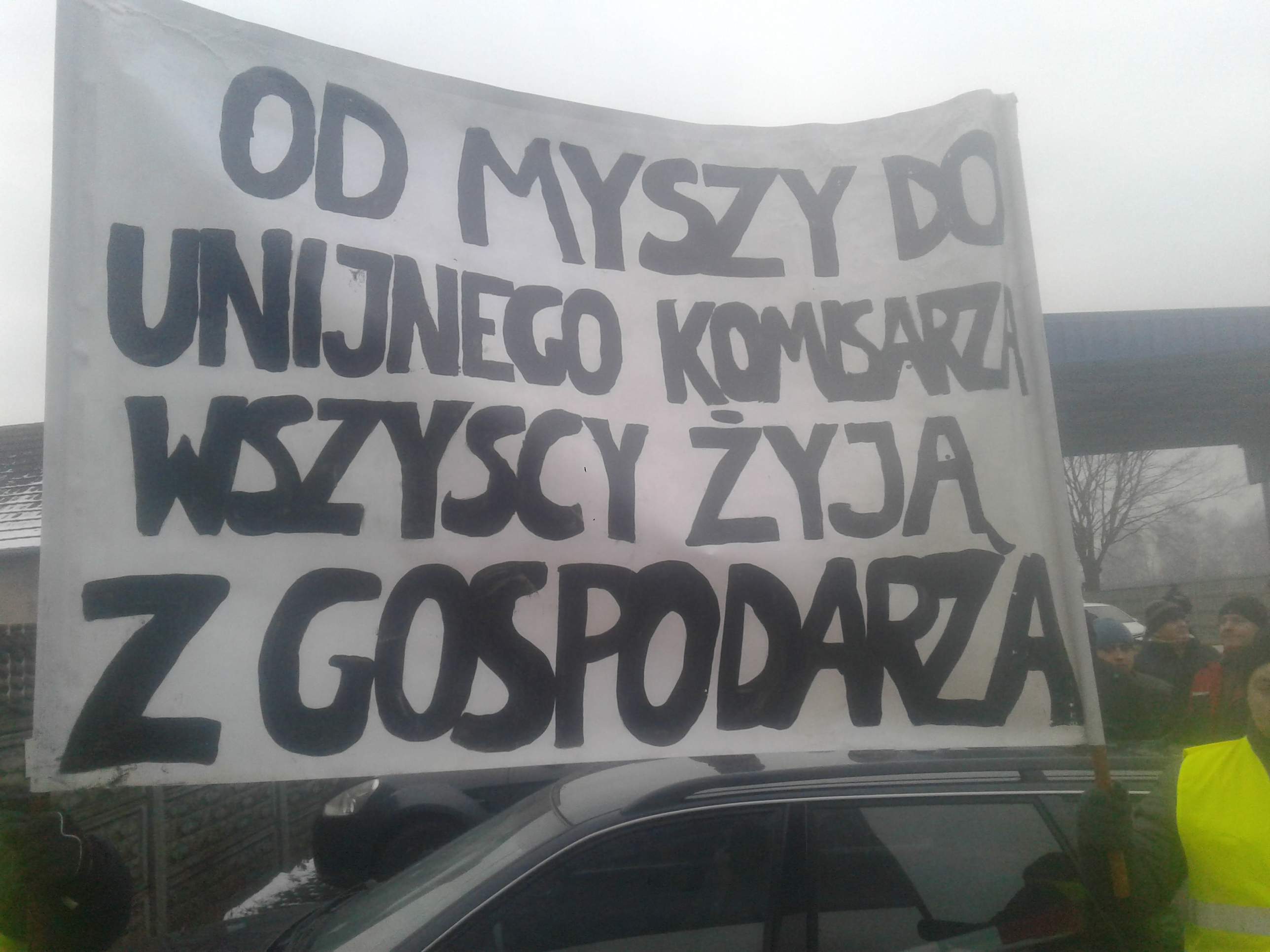 Protest pod zakładem Wędlinka Sp. z o.o. w Wieruszewie