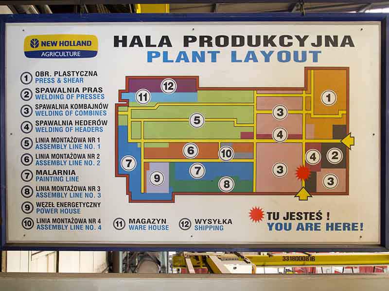 Schemat hali produkcyjnej polskiego zakładu. Tę planszę widziało wielu zwiedzających płocką firmę.