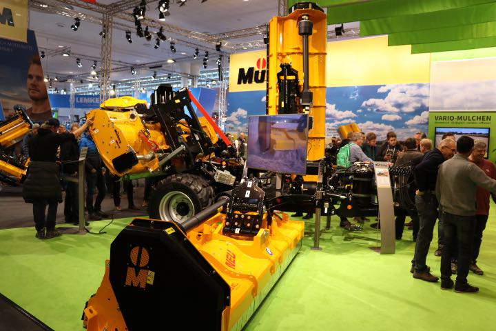 Stoisko firmy Müthing w trakcie targów Agritechnica.
