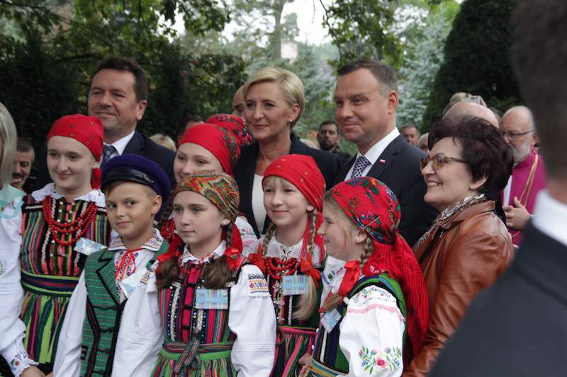Prezydent Andrzej Duda wraz z małżonką w Spale.