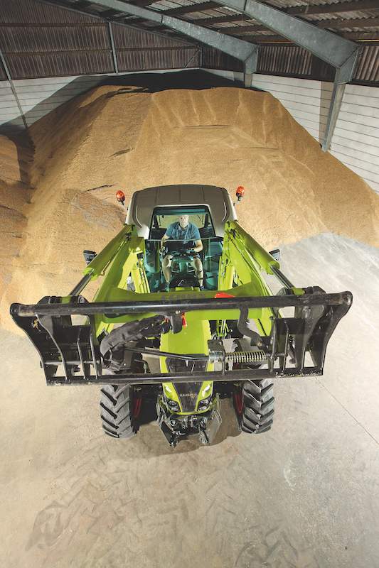 Claas Arion 440 CIS.