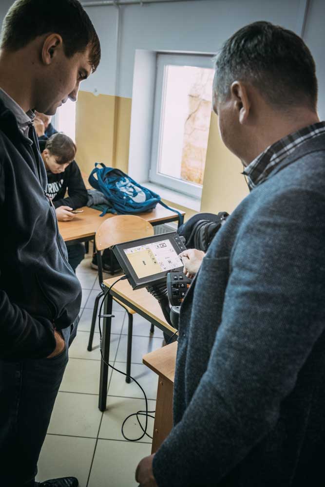 Szkolenie z zakresu działania i obsługi terminala Valtra Smart Touch w Zespole Szkół Centrum Kształcenia Rolniczego w Kamieniu Małym