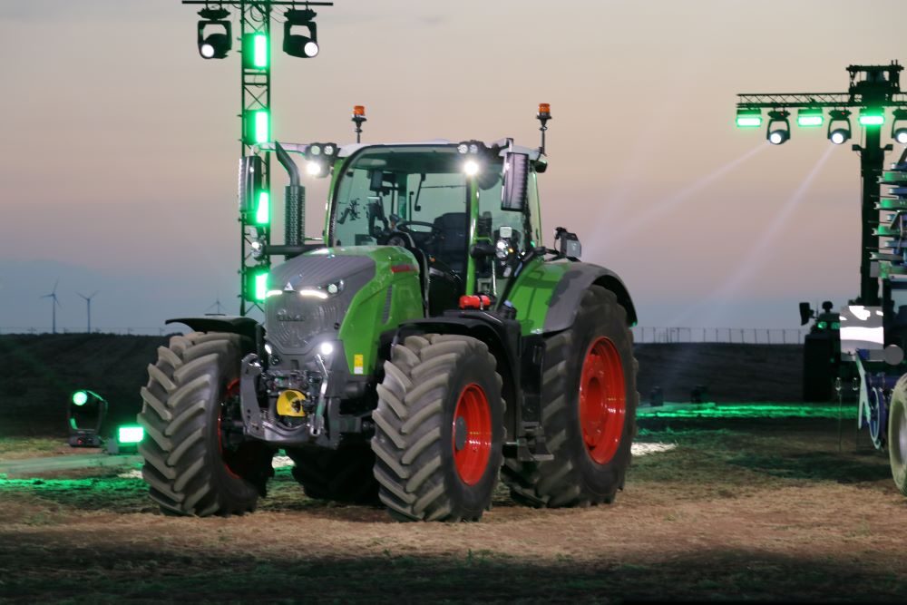 Ciągniki Fendt serii 700 Vario.