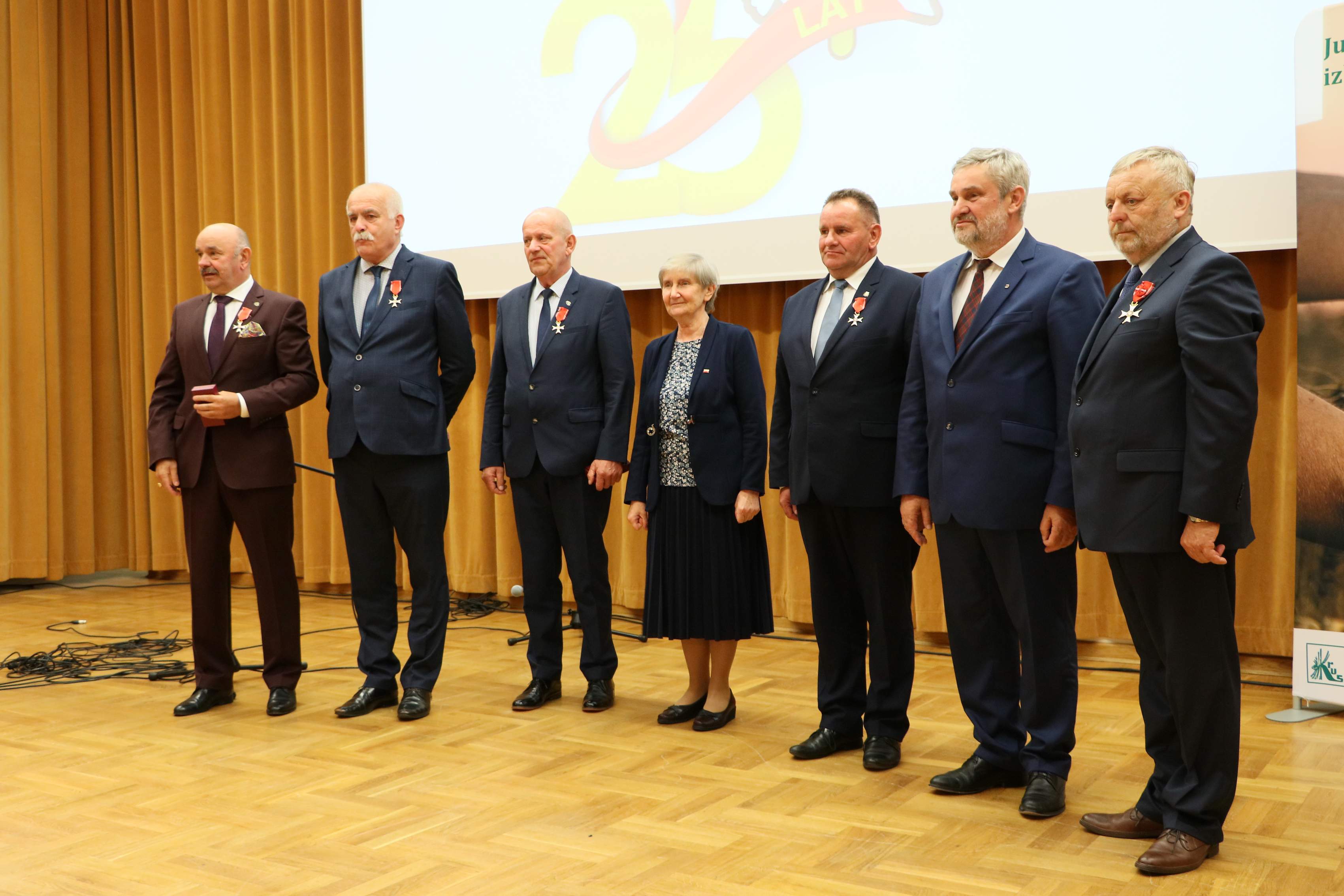 Prezydent RP Andrzej Duda nadał odznaczenia państwowe zasłużonym.