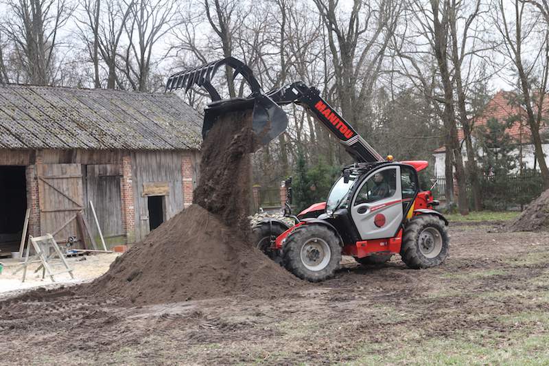 Manitou NewAg MLT 737-130 PS+.