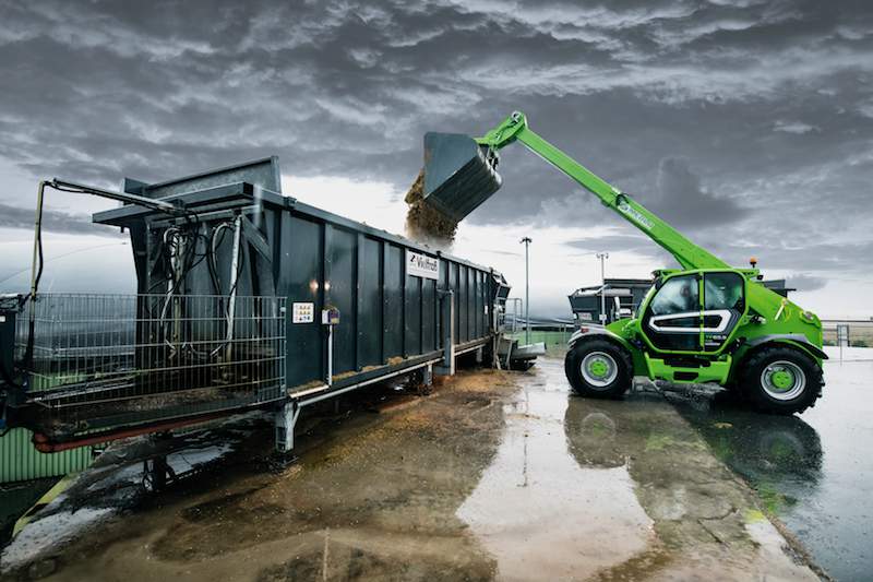 Nowa ładowarka Merlo TF65.9 to maszyna dla dużych gospodarstw, biogazowni i firm zajmujących się ryecyklingiem.