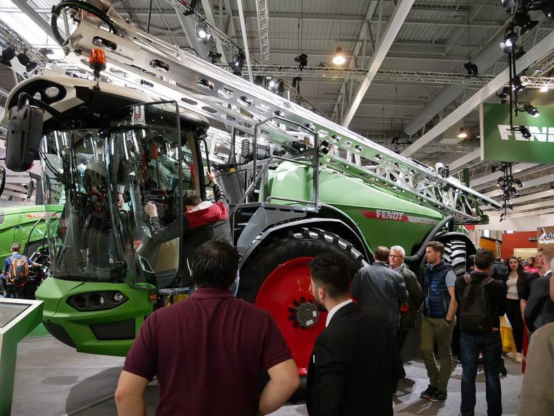 Opryskiwacze polowe Fendt Rogator 300 i samobieżne Fendt Rogator 600 montowane są w zakładzie AGCO w Niemczech