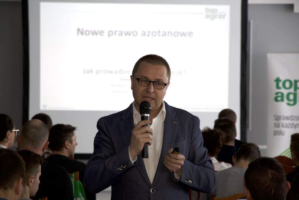 Redaktor Tomasz Czubiński podczas dyskusji o programie azotanowym