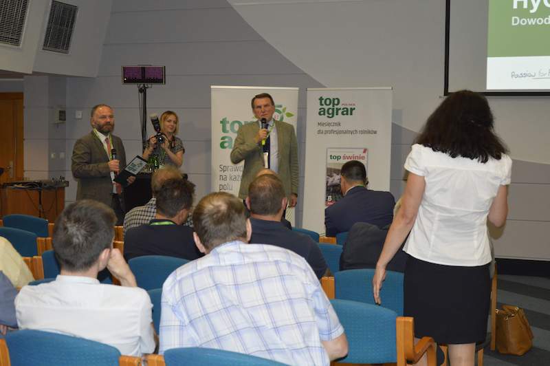 Prof. dr hab. Roman Kołacz UP we Wrocławiu