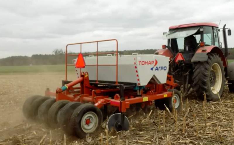 Agregat Tonar Agro do siewu w technologii tradycyjnej, uproszonej i pasowej.