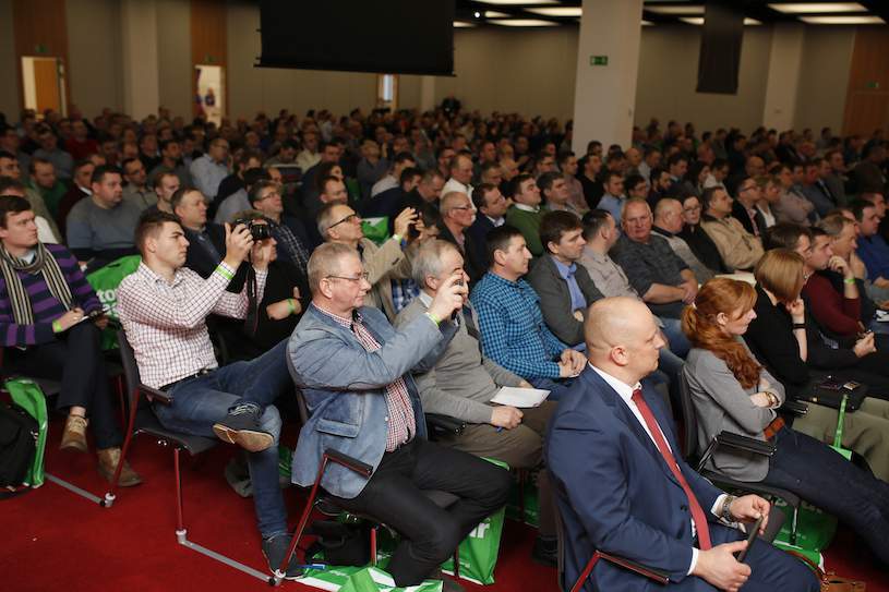 Uczestnicy seminarium uprawowego w Poznaniu uważnie słuchali i notowali porady naszego eksperta..