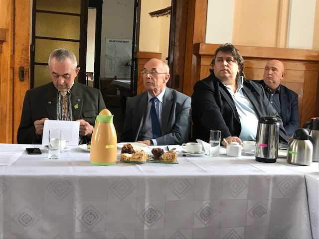 Od lewej: Henryk Ordanik, Stanisław Stec. prezes WIR Piotr Walkowski i prezes DIR Leszek Grala.