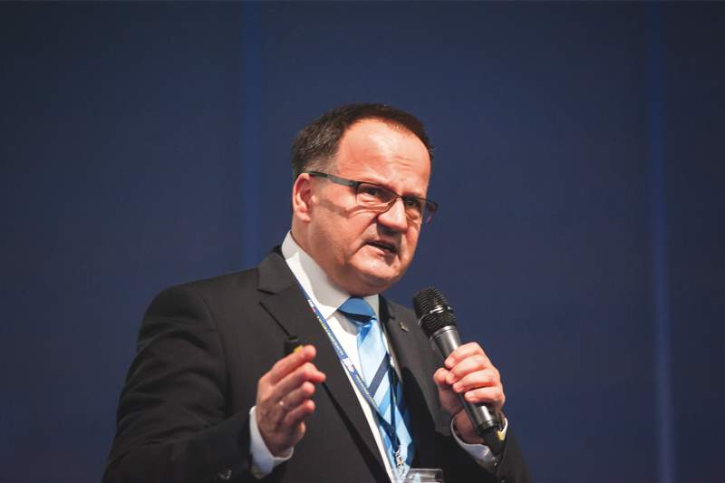Mirosław Leszczyński z John Deere Polska także wygłosił prelekcję.