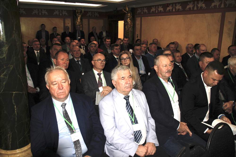 Licznie zgromadzeni uczestnicy konferencji „Burak – Cukier – Perspektywy”, która odbyła się w Zamościu.