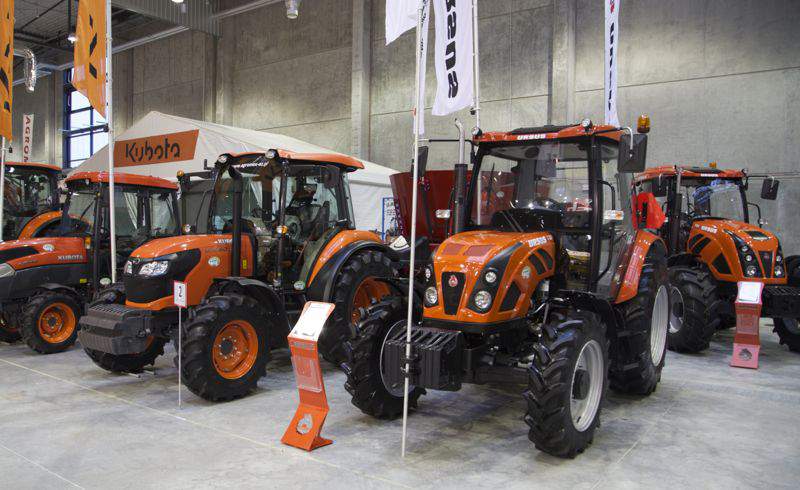 Fani traktorów mniejszej mocy w Ostródzie również mogą znaleźć coś dla siebie.