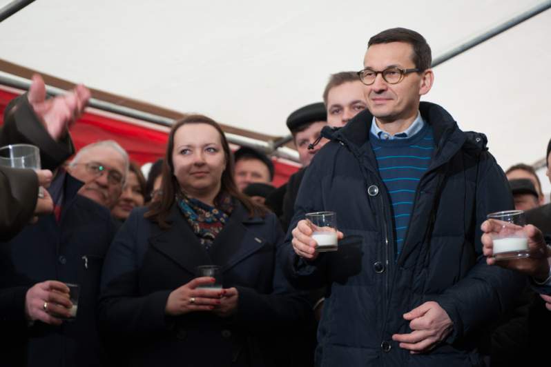 Premier Morawiecki odwiedził oborę na Podlasiu