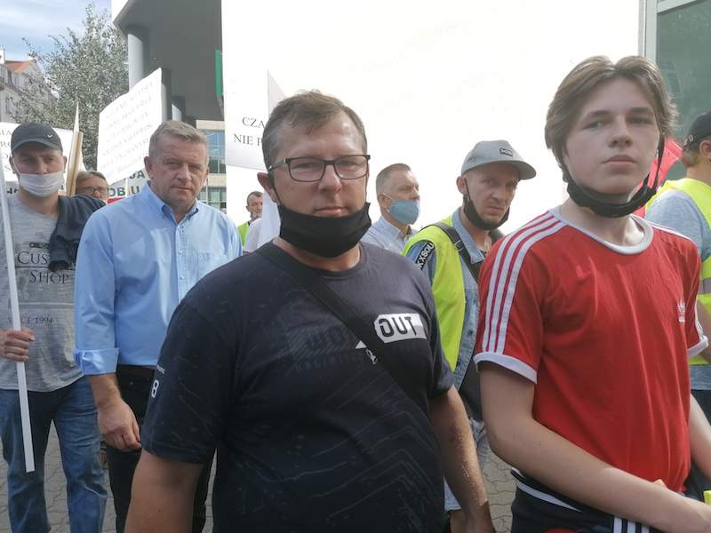 Protest rolników pod siedzibą PIS