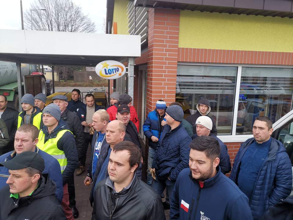 Biedronka - protest AgroUnii przeniesiony do sklepu