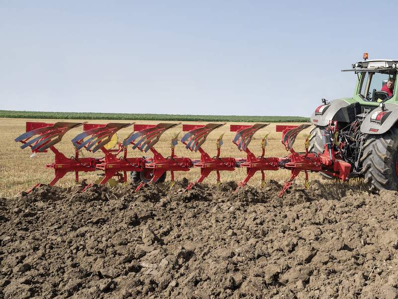 Pług Servo 45 S można wyposażyć w system dociążania tylnej osi.