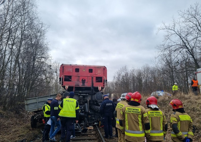 Tragedia Pod Rybnikiem Pociąg Zderzył Się Z Ciągnikiem Zginął Rolnik