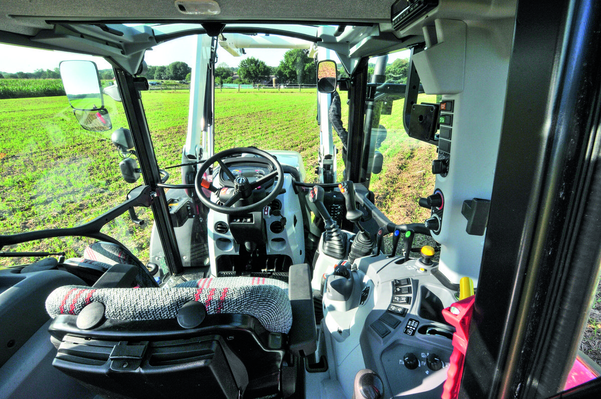 Steyr Kompakt kabina
