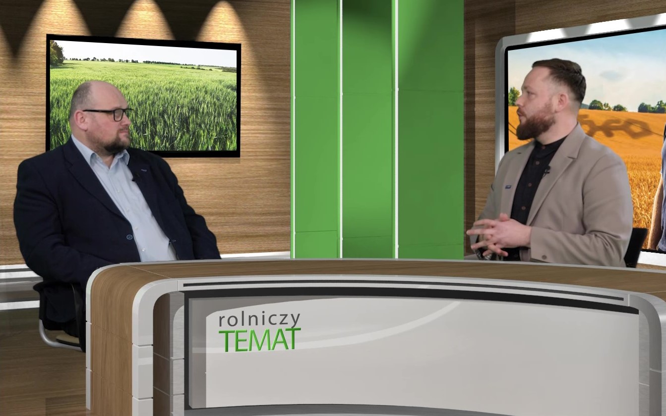 Ostatnie lata są bardzo trudne dla rolników i uprawianych przez nich roślin. Zarówno z uwagi na pogodę (susze, brak opadów lub opady deszczu nawalnego, huragany, ciepłe zimy) jak i nowe przepisy, które zabierają z rynku kolejne substancje aktywne. O tym jak można zminimalizować te stresujące sytuacje zarówno dla roślin, jak i dla rolników Bartłomiej Czekała, redaktor naczelny portalu topagrar.pl rozmawia z Kamilem Szpakiem z działu Badań i Rozwoju firmy BASF Polska. w programie "Rolniczy temat".
